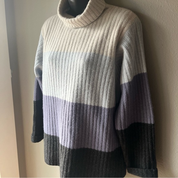 Rosanna Lambs wool Angora Sweater Blues Grays Turtle Neck Casual Career Medium - Picture 2 of 6